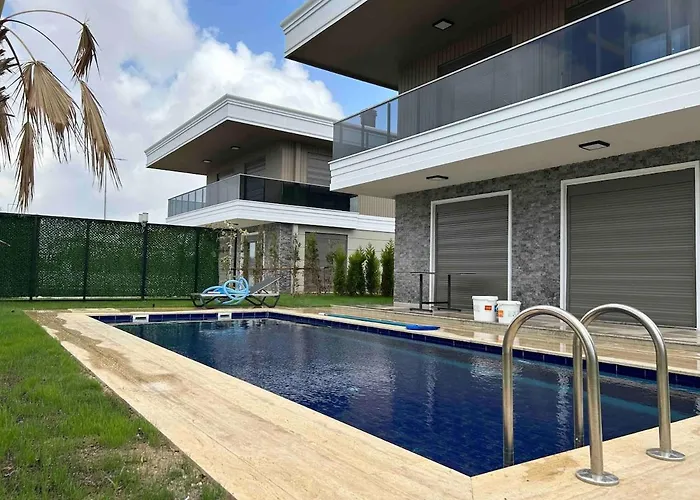 Nirvana Manolya Villa
