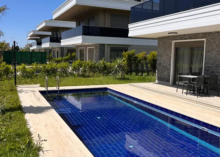 Nirvana Manolya Villa